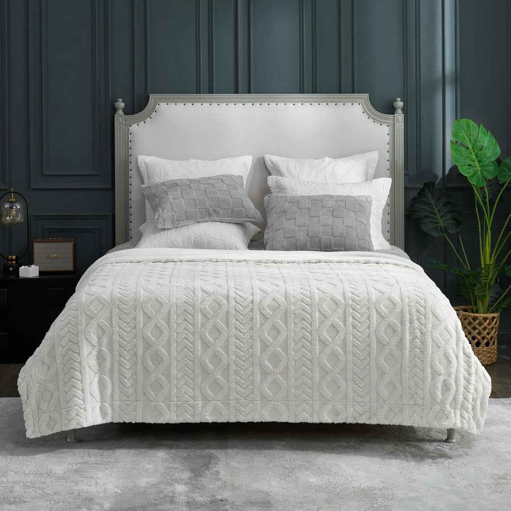 Faux Fur Throw Blanket for Couch, Jacquard Fuzzy Plush Soft Thick Winter Throw Blanket for Sofa Bed Living Room Bedroom，60"X80" Beige - Clickitcome